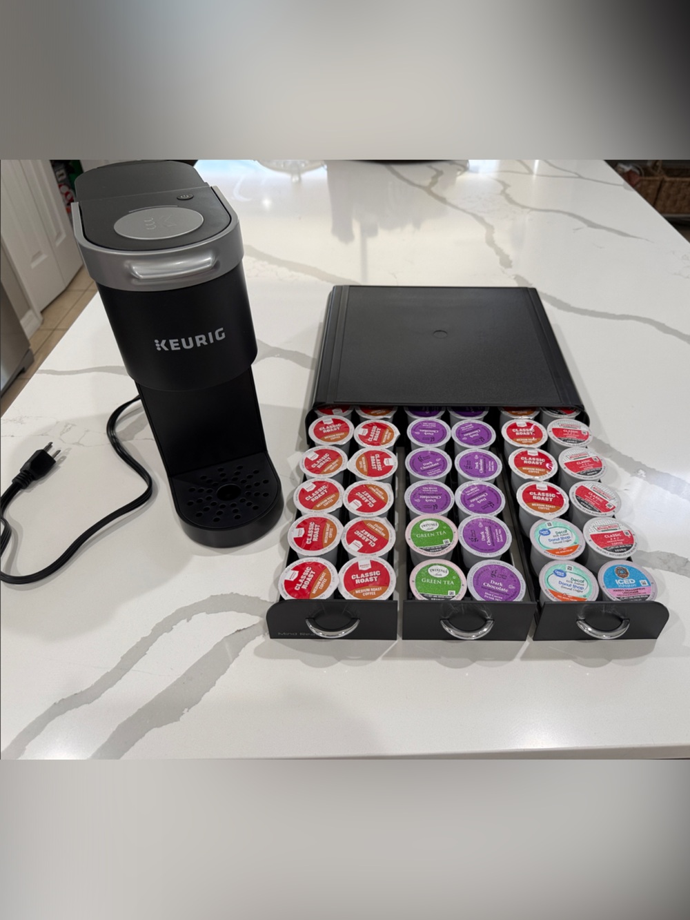 Keurig Brewer w/K-Cups & Storage Drawer